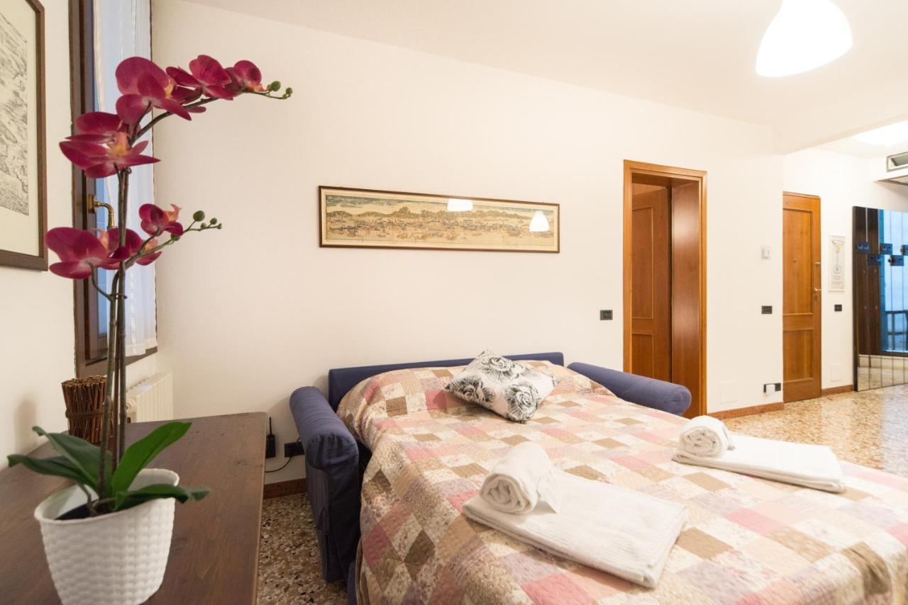Rialto Dream - Wifi Lägenhet Venedig Exteriör bild